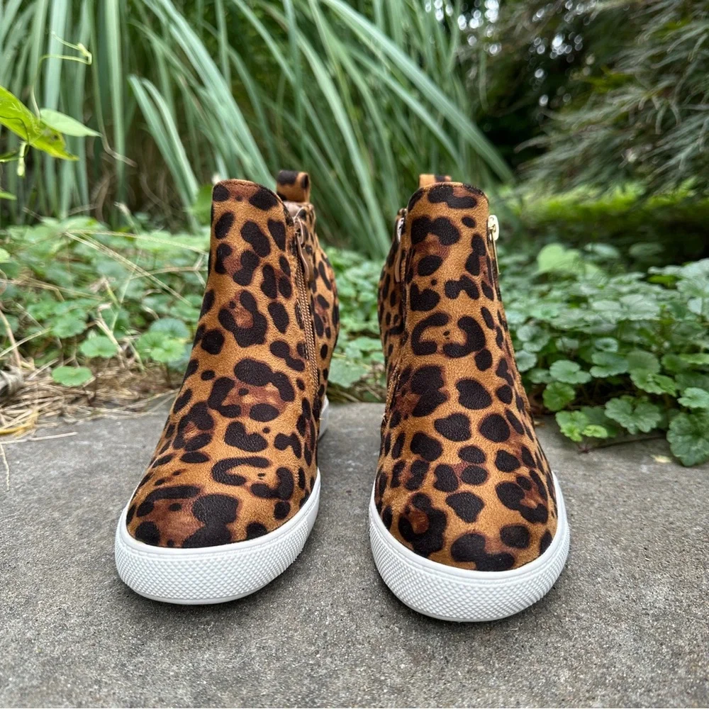 JANNA Leopard print Wedge high tops size 6 NWOT - Picture 2 of 11